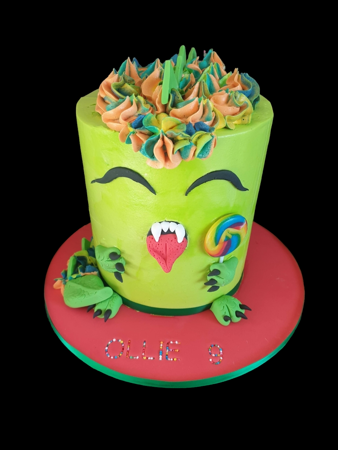 dragon/ dino cake